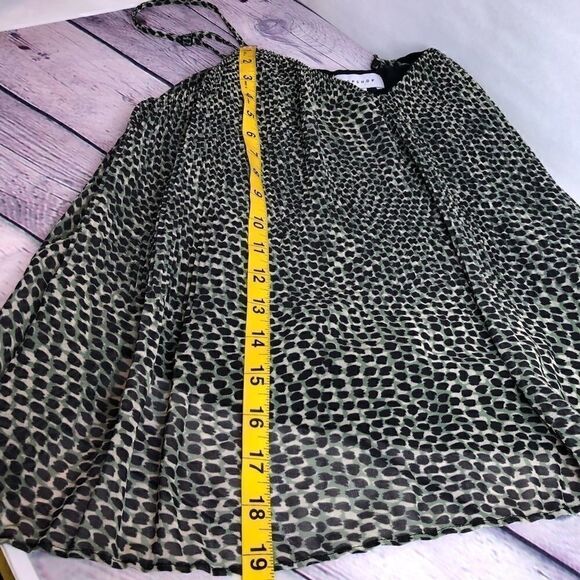 TOPSHOP Accordion Pleate Spaghetti Strap Top - Picture 6 of 12